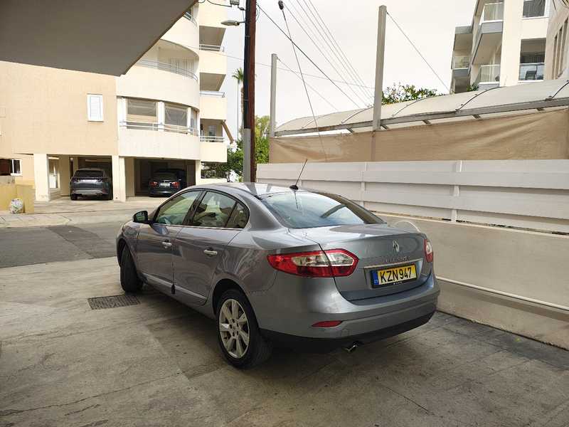 2011 Renault Fluence 1,6L 2011 Cyprus