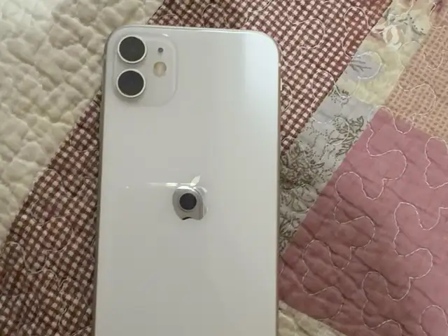Iphone 11 σε άριστη κατάσταση, Nicosia — Palouriotissa