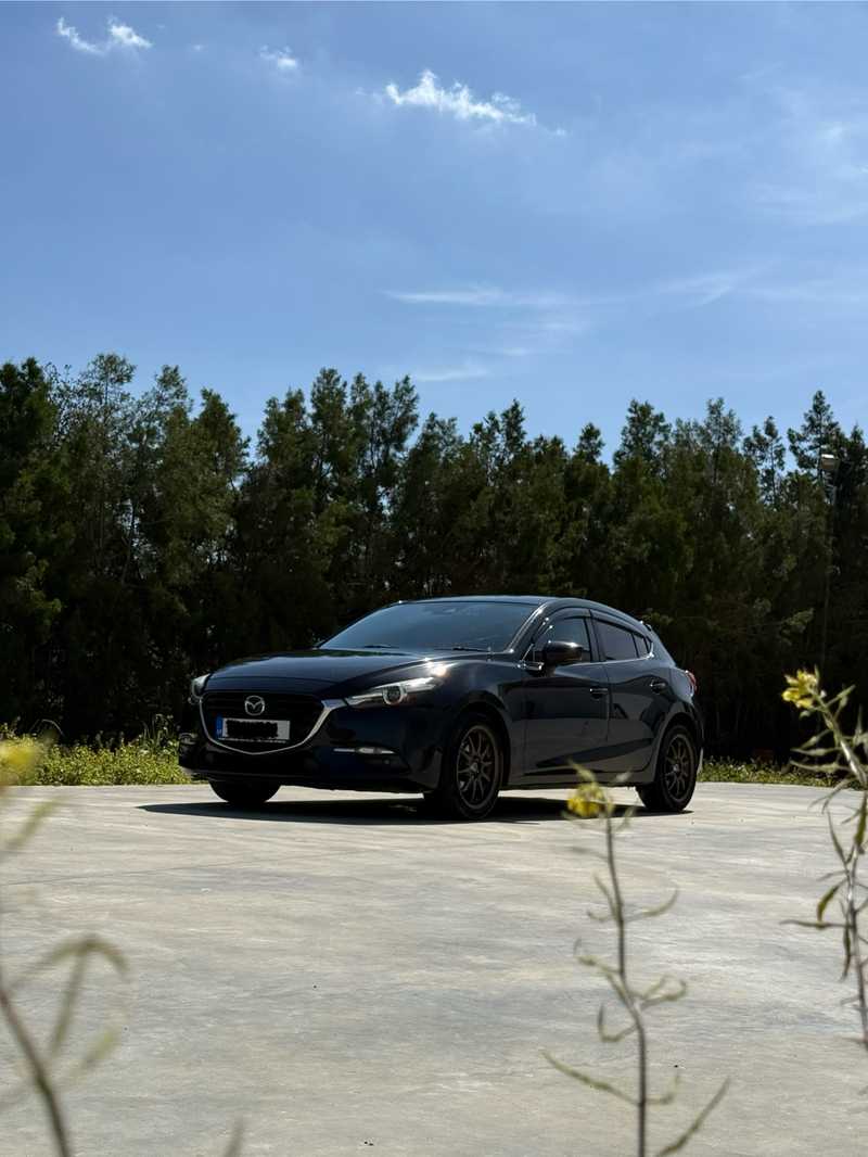 Mazda Axela 1,5L 2017