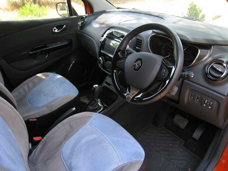 2017 Renault Captur 1,2L 2017 Cyprus