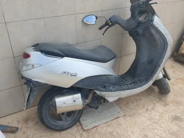 Για εξαρτήματα, Επαρχία Λευκωσίας — Αγίοι Τριμιθιάς