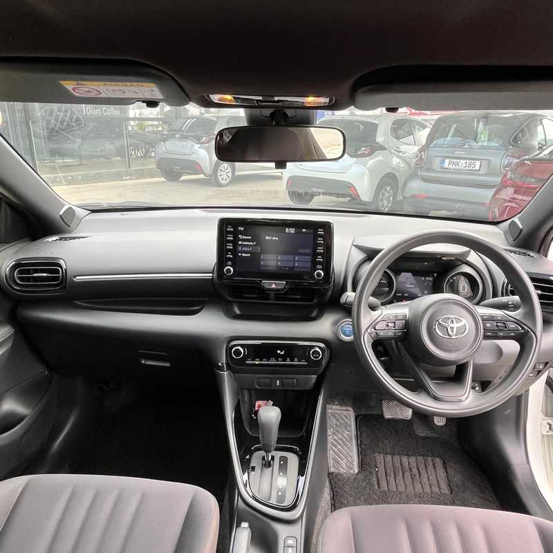 2022 Toyota Yaris 1,5L 2022 Cyprus