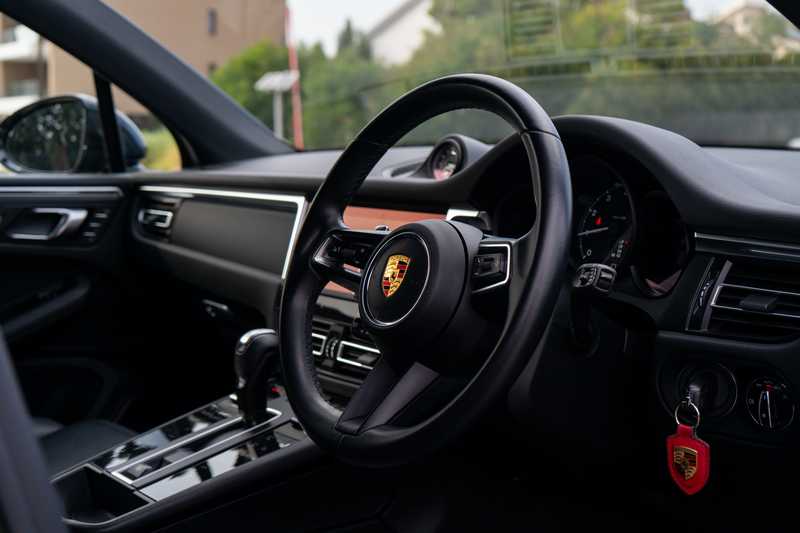2022 Porsche Macan 2,0L 2022 Cyprus