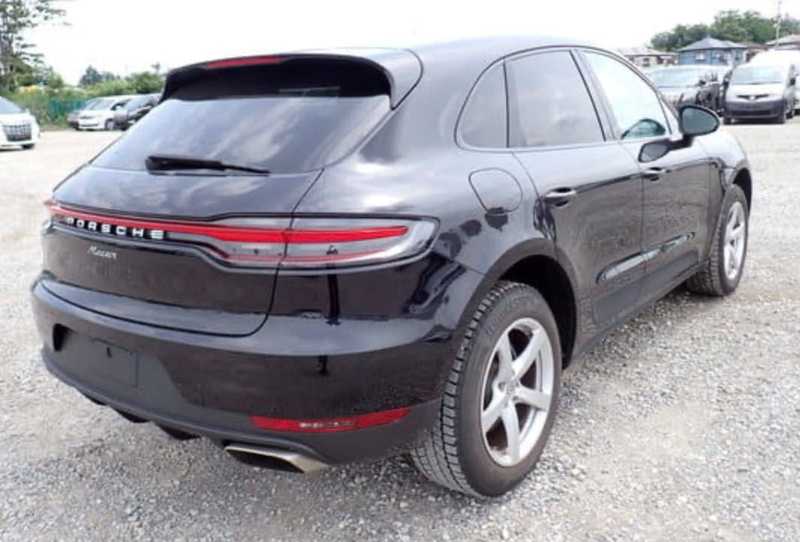 2022 Porsche Macan 2,0L 2022 Cyprus