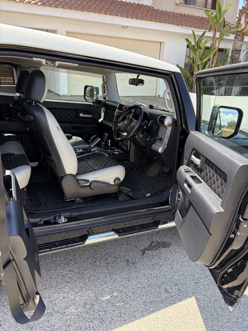 2011 Toyota FJ Cruiser 4,0L 2011 Cyprus