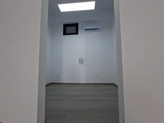 Fully renovated commercial space - 140 sqm - omonias, Επαρχία Λεμεσού — Λεμεσός - Ομόνοια - 11