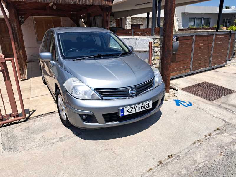 2011 Nissan Tiida 1,6L 2011 Cyprus