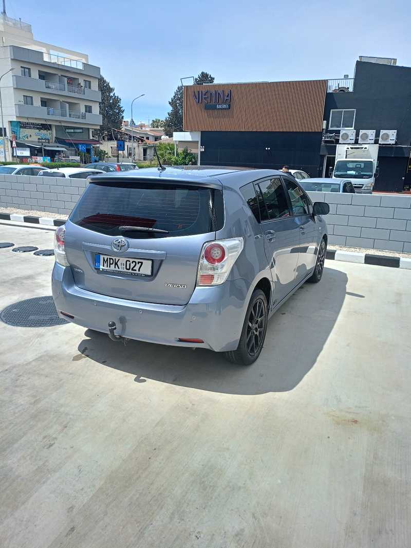 2010 Toyota Verso 2,2L 2010 Cyprus