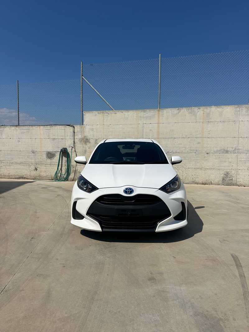 2022 Toyota Yaris 1,5L 2022 Cyprus