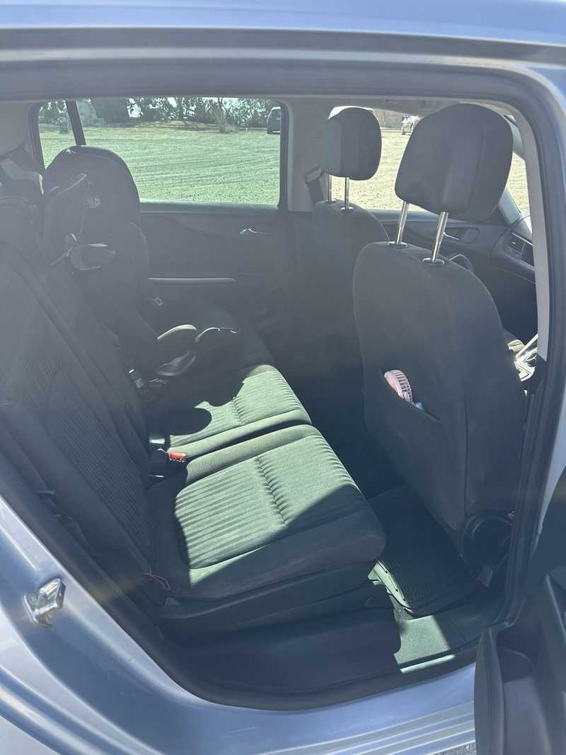 2014 Opel, Vauxhall Zafira 1,4L 2014 Cyprus