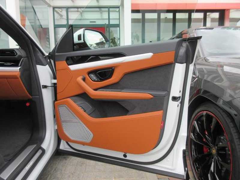 2025 Lamborghini Urus 4,0L 2025 Cyprus