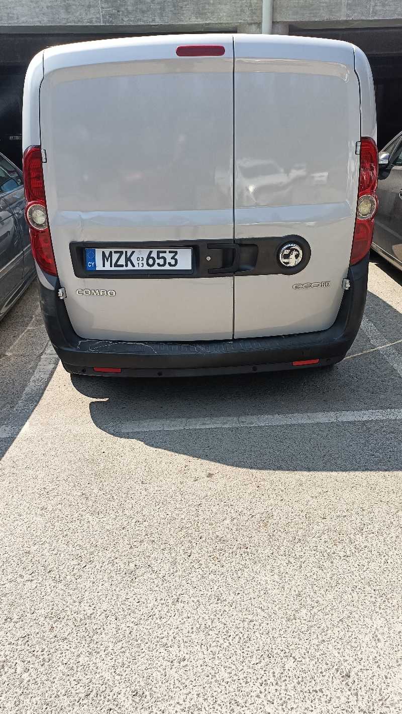2013 Opel, Vauxhall Combo 1,3L 2013 Cyprus