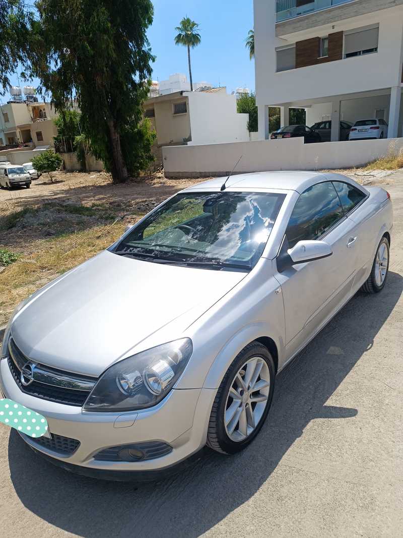2007 Opel, Vauxhall Astra 1,6L 2007 Cyprus