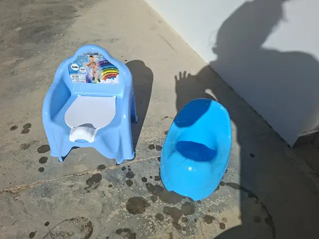 Free for Pick up 2 Potties, Επαρχία Λευκωσίας — Στρόβολος - Ακρόπολη