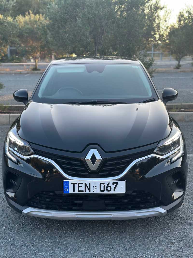 2022 Renault Captur 1,6L 2022 Cyprus