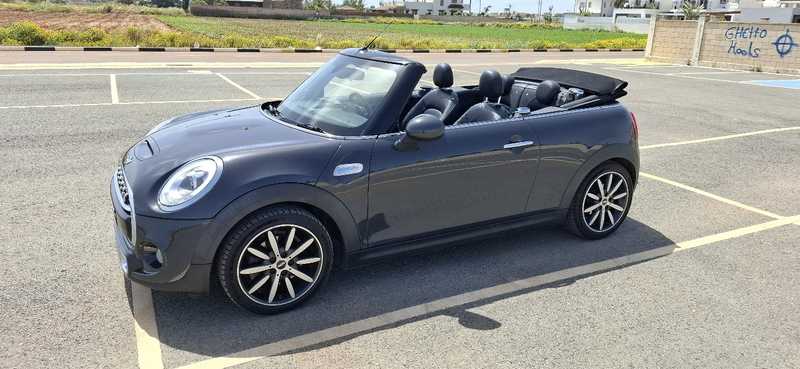 2016 Mini Convertible 2,0L 2016 Cyprus