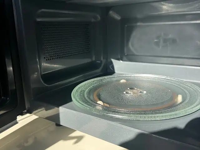Sharp 20l microwave model ycps201a, Επαρχία Λεμεσού — Λεμεσός - Νεάπολη