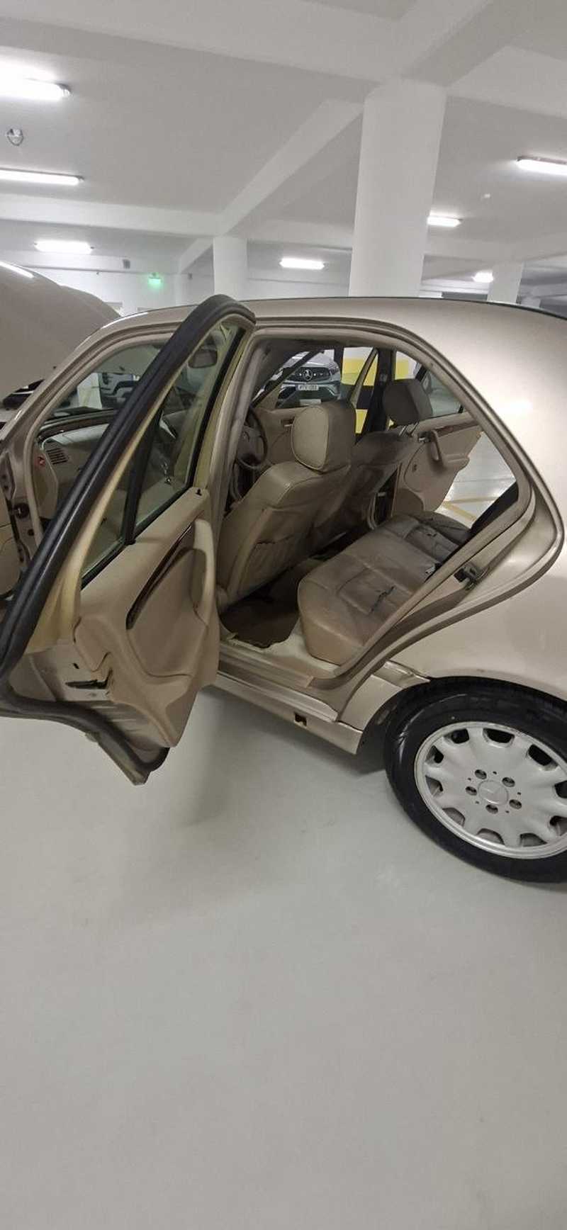 2000 Mercedes-Benz C-Class 2,0L 2000 Cyprus