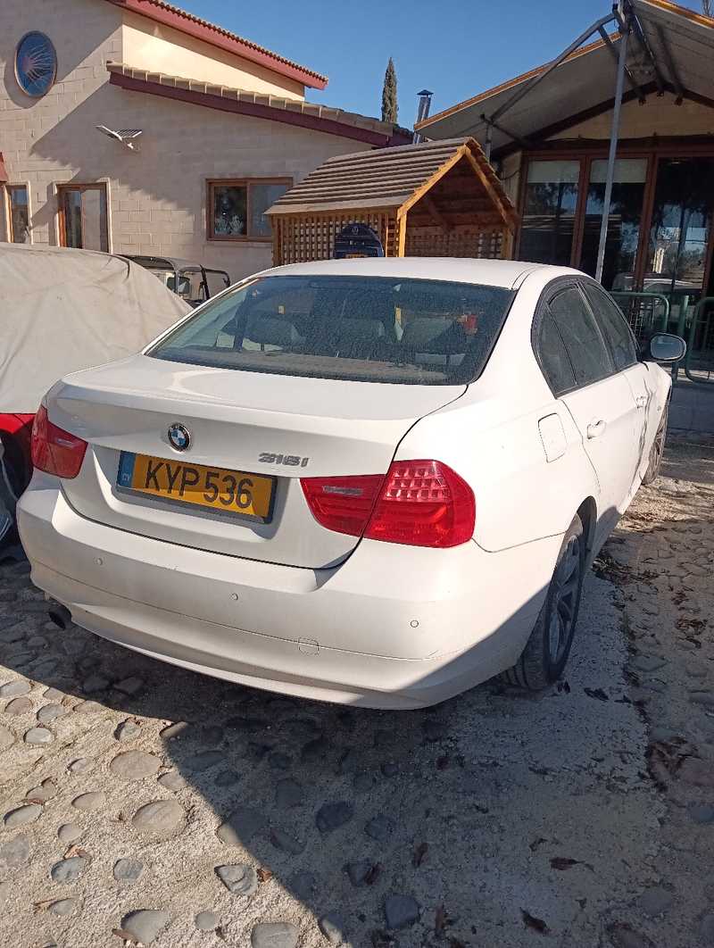 2011 BMW 3-Series 1,6L 2011 Cyprus