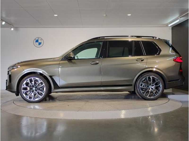 2023 BMW X7 3,0L 2023 Cyprus