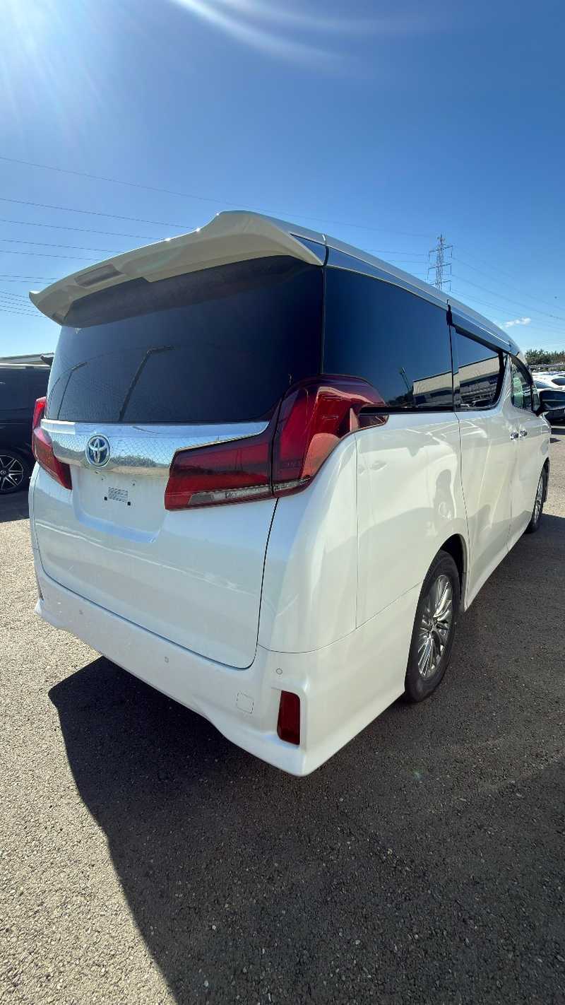 2021 Toyota Alphard 2,5L 2021 Cyprus