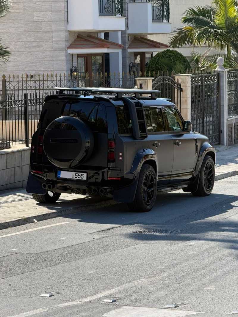 2025 Land Rover Defender 5,0L 2025 Cyprus