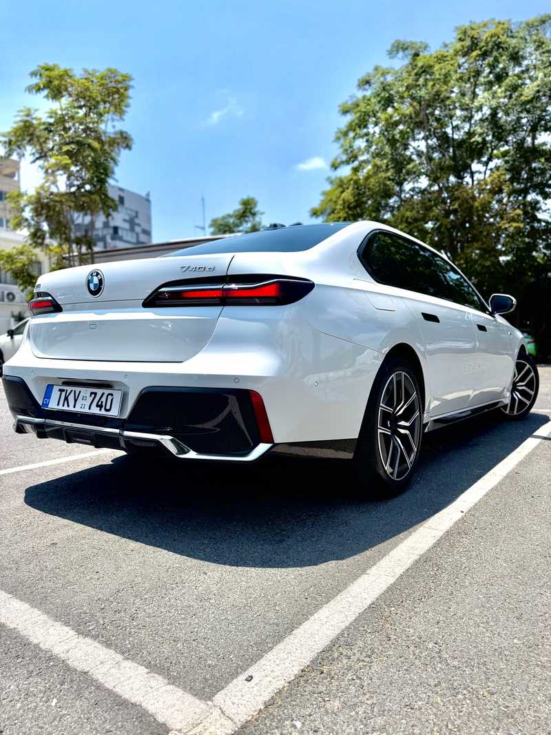 2023 BMW 7-Series 3,0L 2023 Cyprus