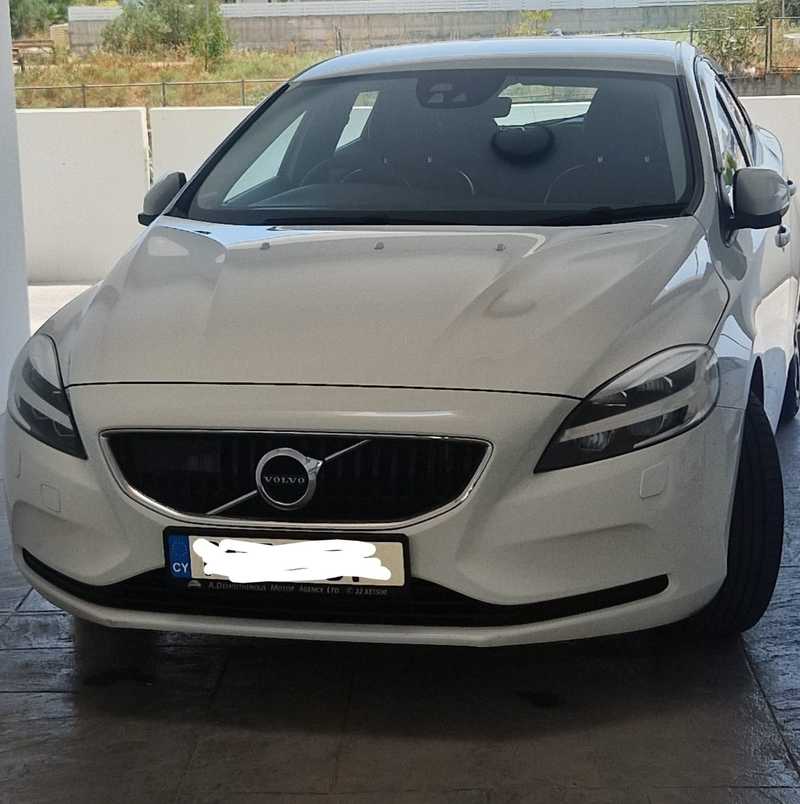 Volvo V40 2,0L 2019