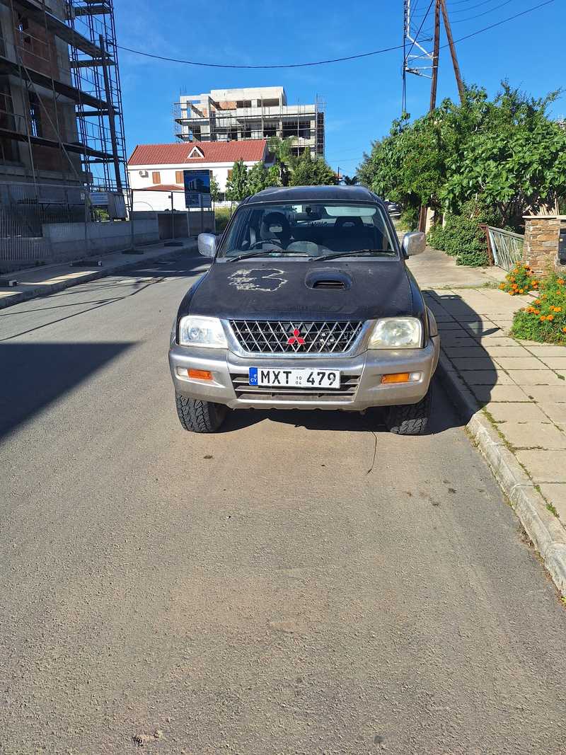 2004 Mitsubishi L200 2,5L 2004 Cyprus