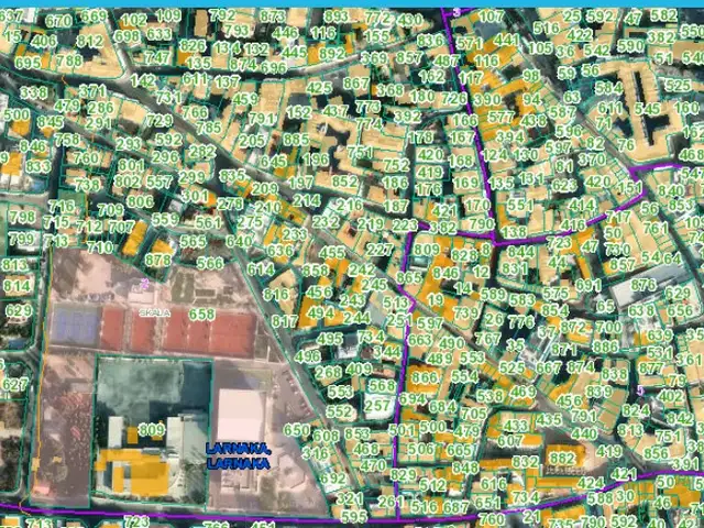 Residential Plot 644 m², Larnaca — Larnaka - Finikoudes