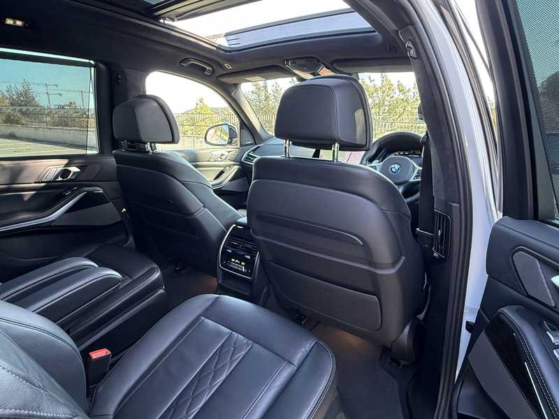 2021 BMW X7 4,4L 2021 Cyprus