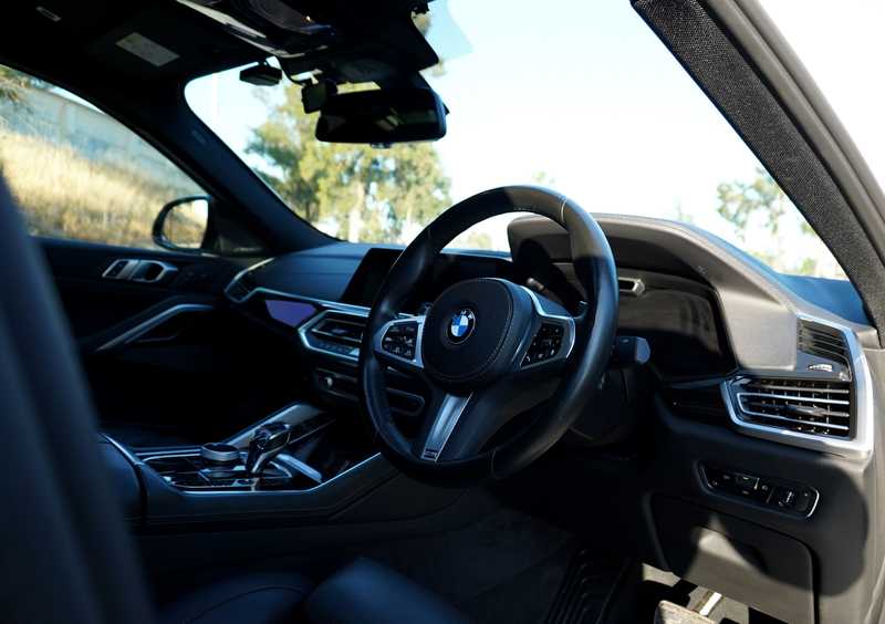 2022 BMW X6 4,4L 2022 Cyprus