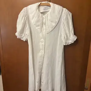 100 linen white dress, Limassol — Limassol - Mesa Geitonia