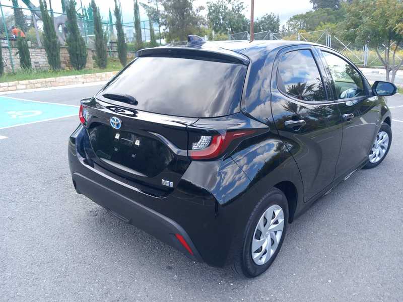 2022 Toyota Yaris 1,5L 2022 Cyprus