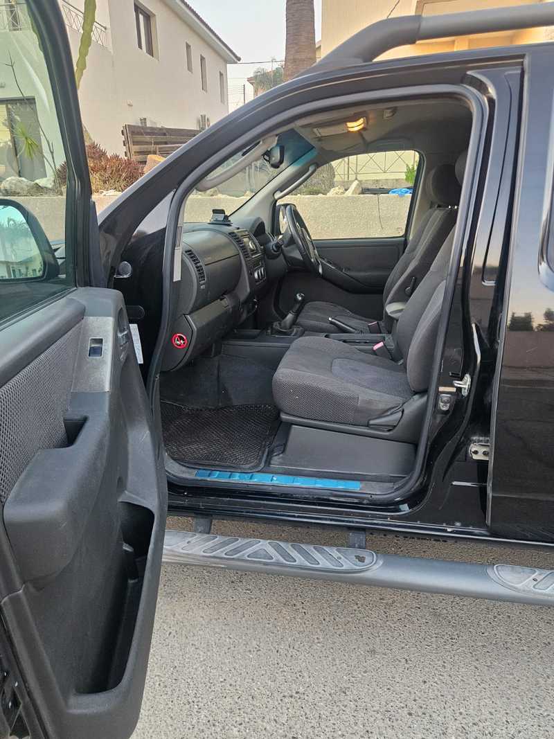 2010 Nissan Navara 2,5L 2010 Cyprus