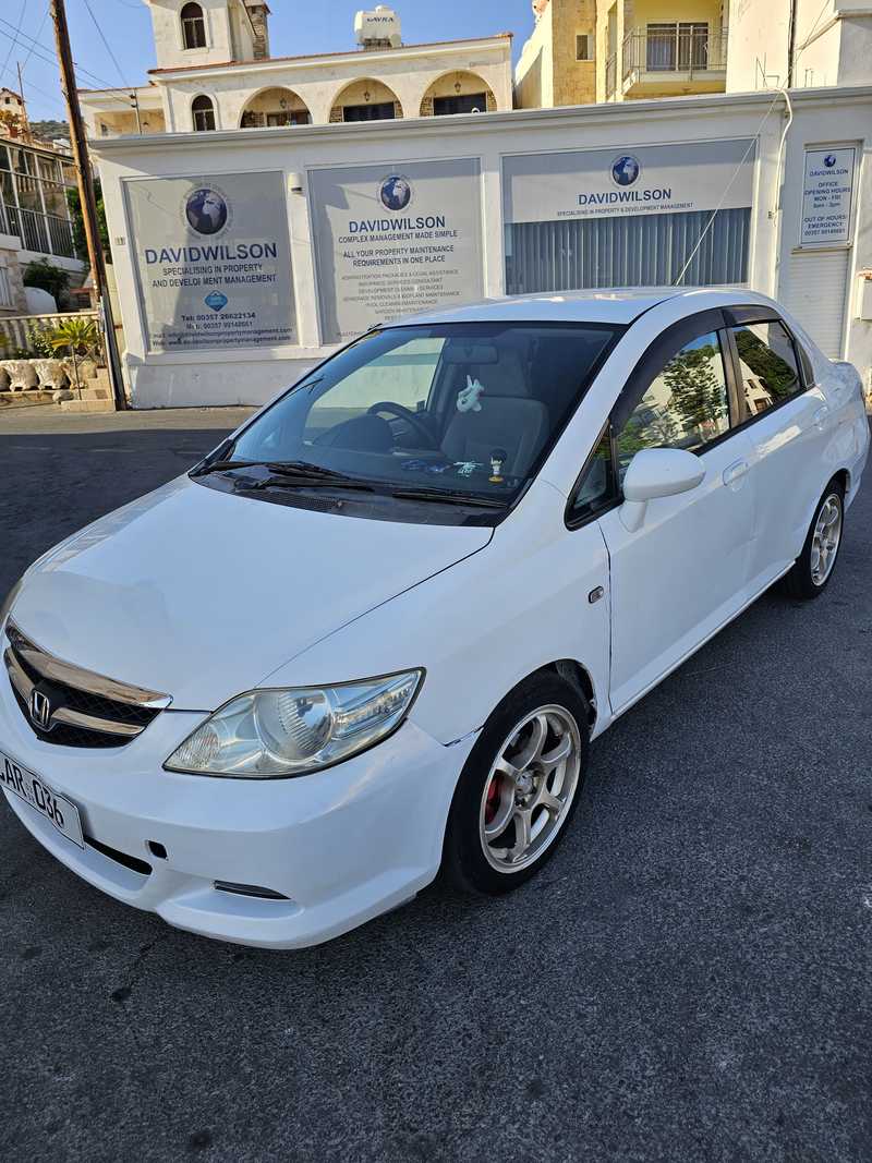 2008 Honda Fit 1,3L 2008 Cyprus