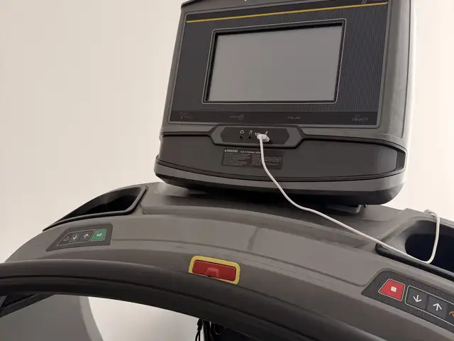 Almost new treadmill, Limassol — Germasogeia