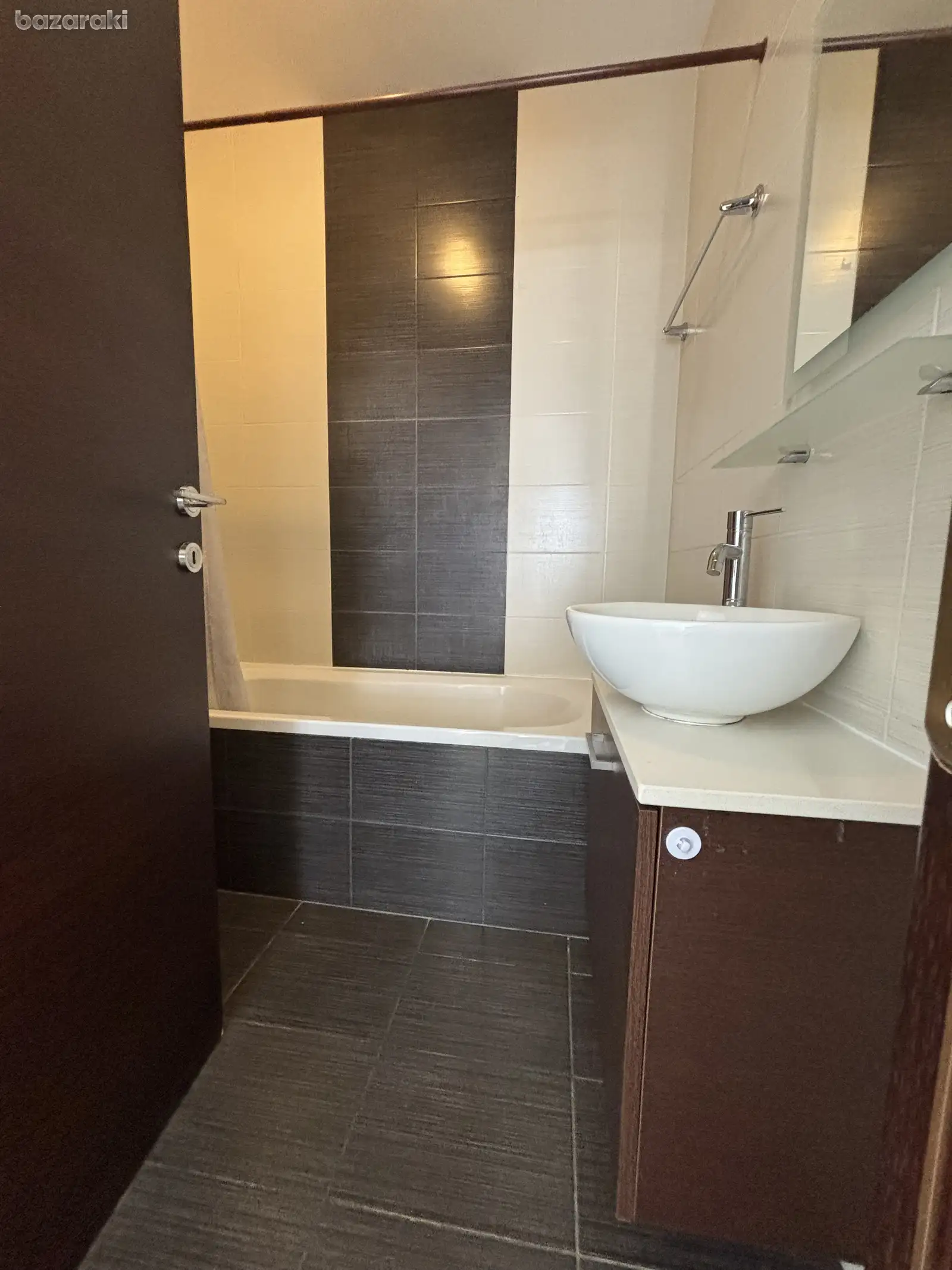 Apartment, 2 bedrooms — 8