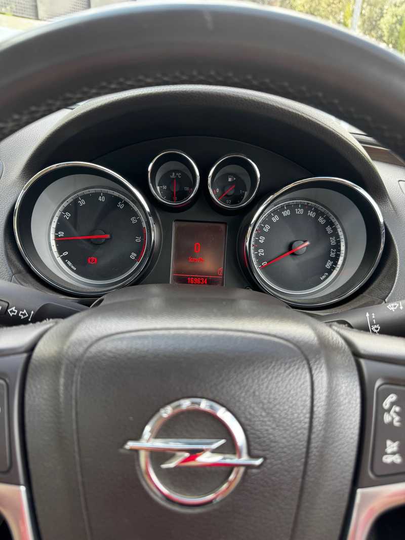 2009 Opel, Vauxhall Insignia 1,6L 2009 Cyprus
