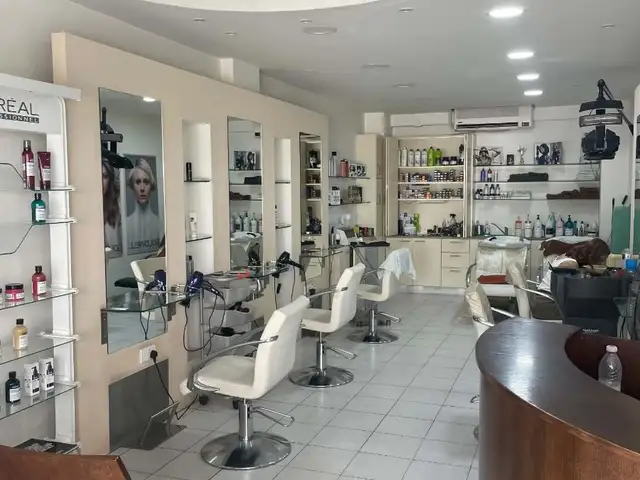 επιχείρηση κομμωτήριο/ κουρείο, Επαρχία Λευκωσίας — Άγιοι Ομολογητές