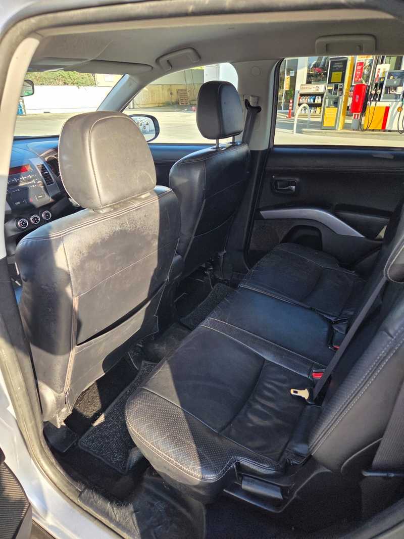 2010 Mitsubishi Pajero 2,1L 2010 Cyprus