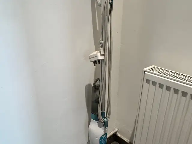 Steam mop black and decker, Επαρχία Λευκωσίας — Άγιοι Ομολογητές