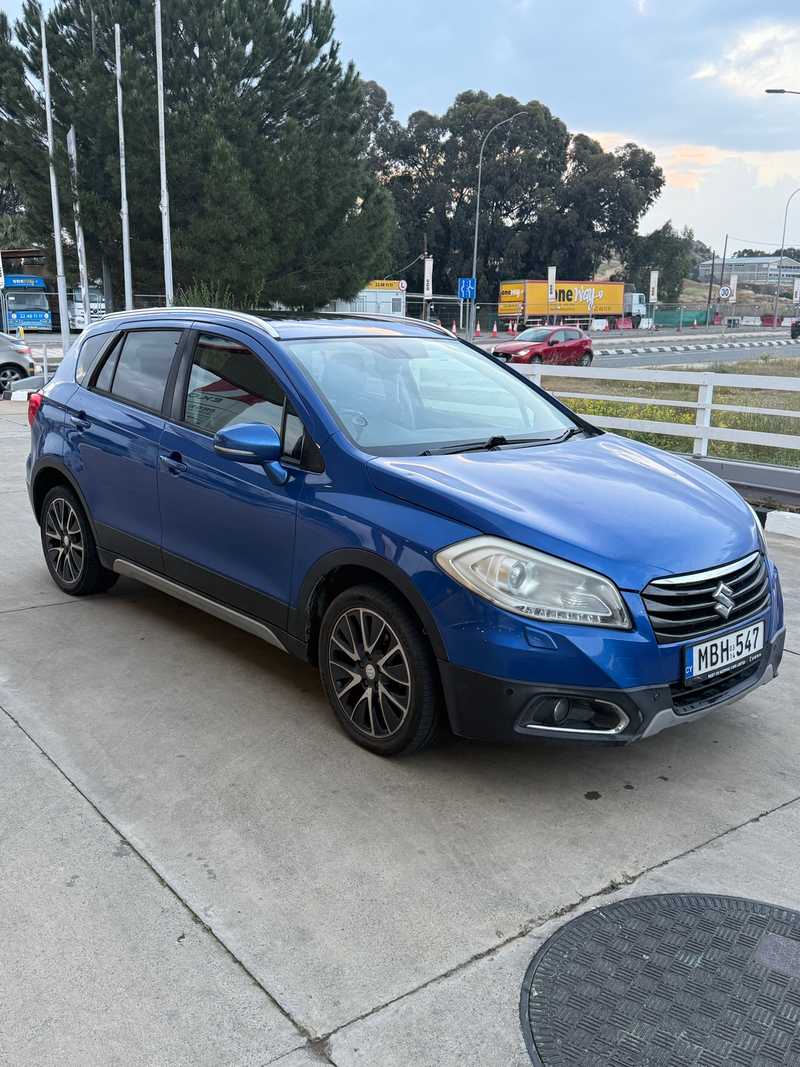 Suzuki S-CROSS 1,6L 2014