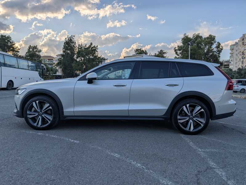 2021 Volvo V60 2,0L 2021 Cyprus