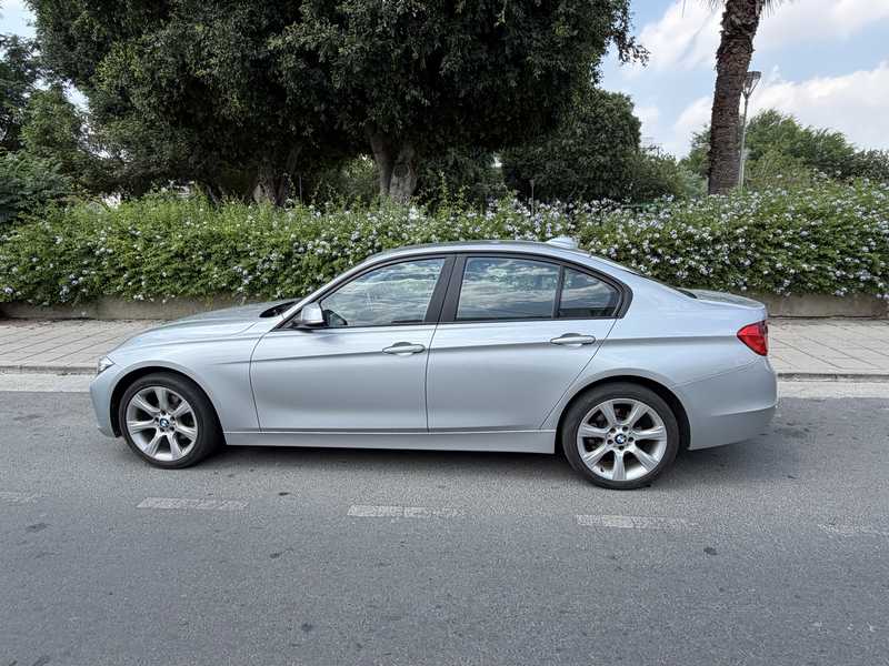 2013 BMW 3-Series 2,0L 2013 Cyprus