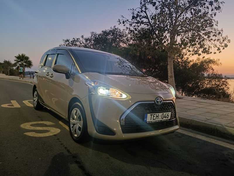 2021 Toyota Sienta 1,5L 2021 Cyprus