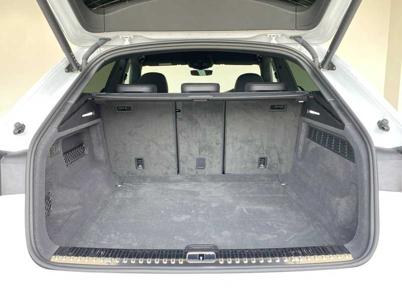 2024 Audi Q8 3,0L 2024 Cyprus