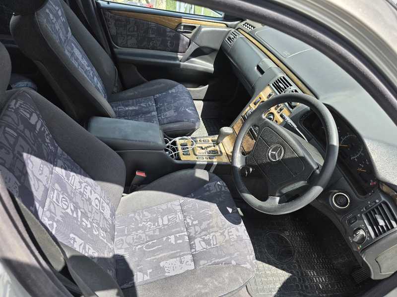 1999 Mercedes-Benz E-Class 2,0L 1999 Cyprus