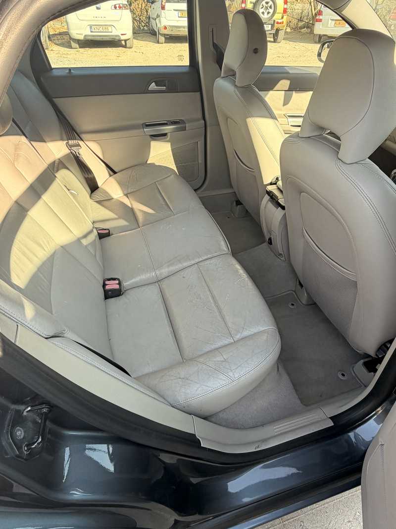 2005 Volvo S40 1,6L 2005 Cyprus
