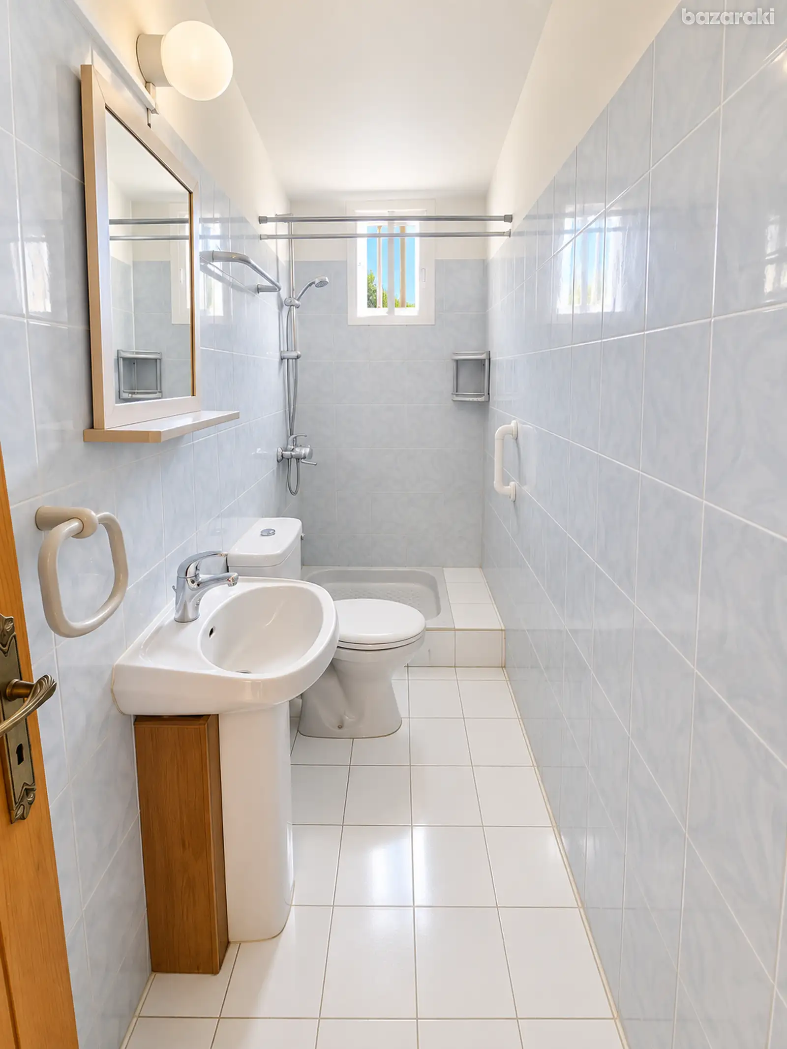 House, 3 bedrooms — 7